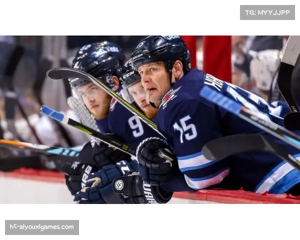 NHL季后赛格局:西部冠军对决,东部新老势力碰撞 NHL季后赛格局:西部冠军对决,东部新老势力碰撞